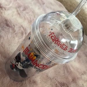 Illuminations Disney Cup - Lights Up!